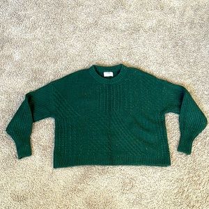 Old Navy green crew neck sweater